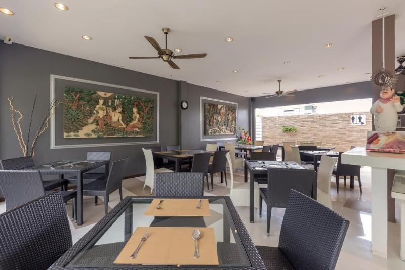 קאמאלה ביץ' The Regent Condo מראה חיצוני תמונה